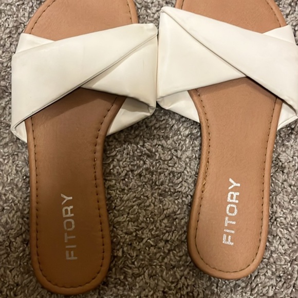 Shoes - White crisscross sandals